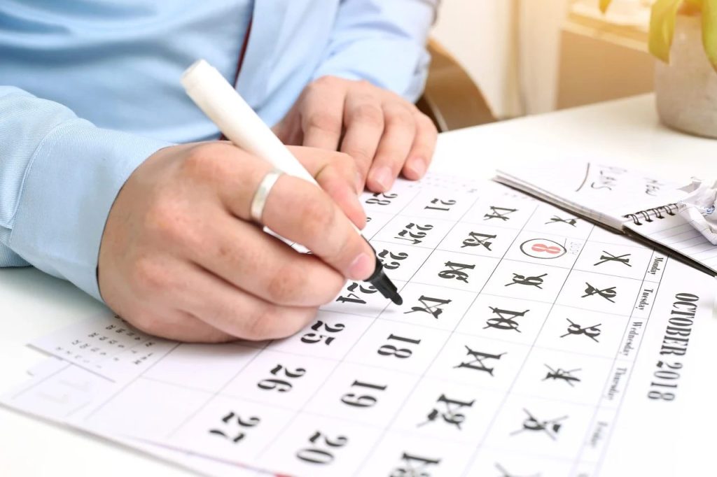 植える植物を決めて計画を立てる画像